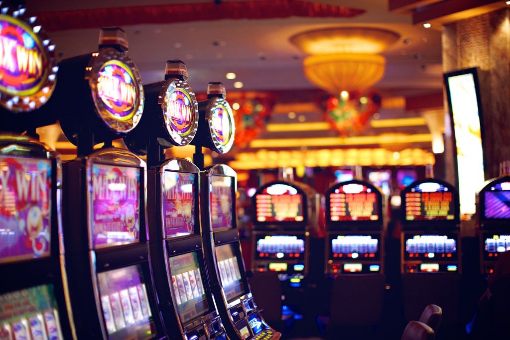 Playing online slot