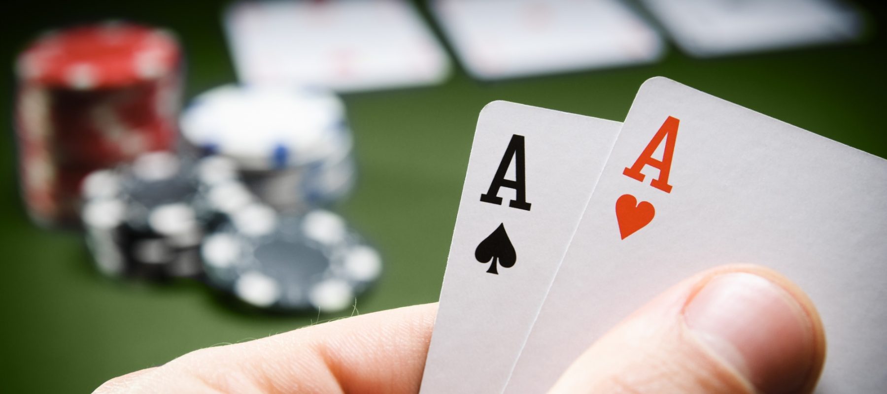 Choose the reliable source and enjoy playing the poker game online